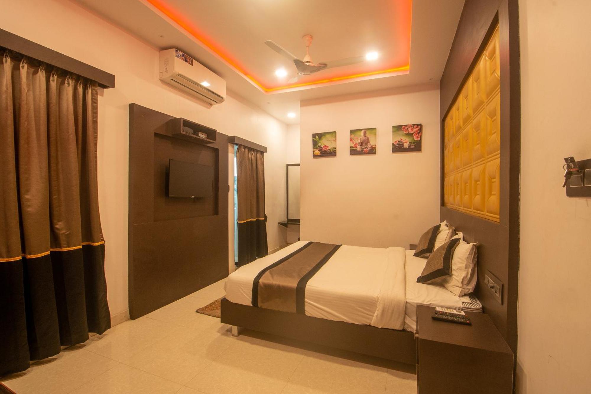 Parampara Residency Kushālnagar Esterno foto