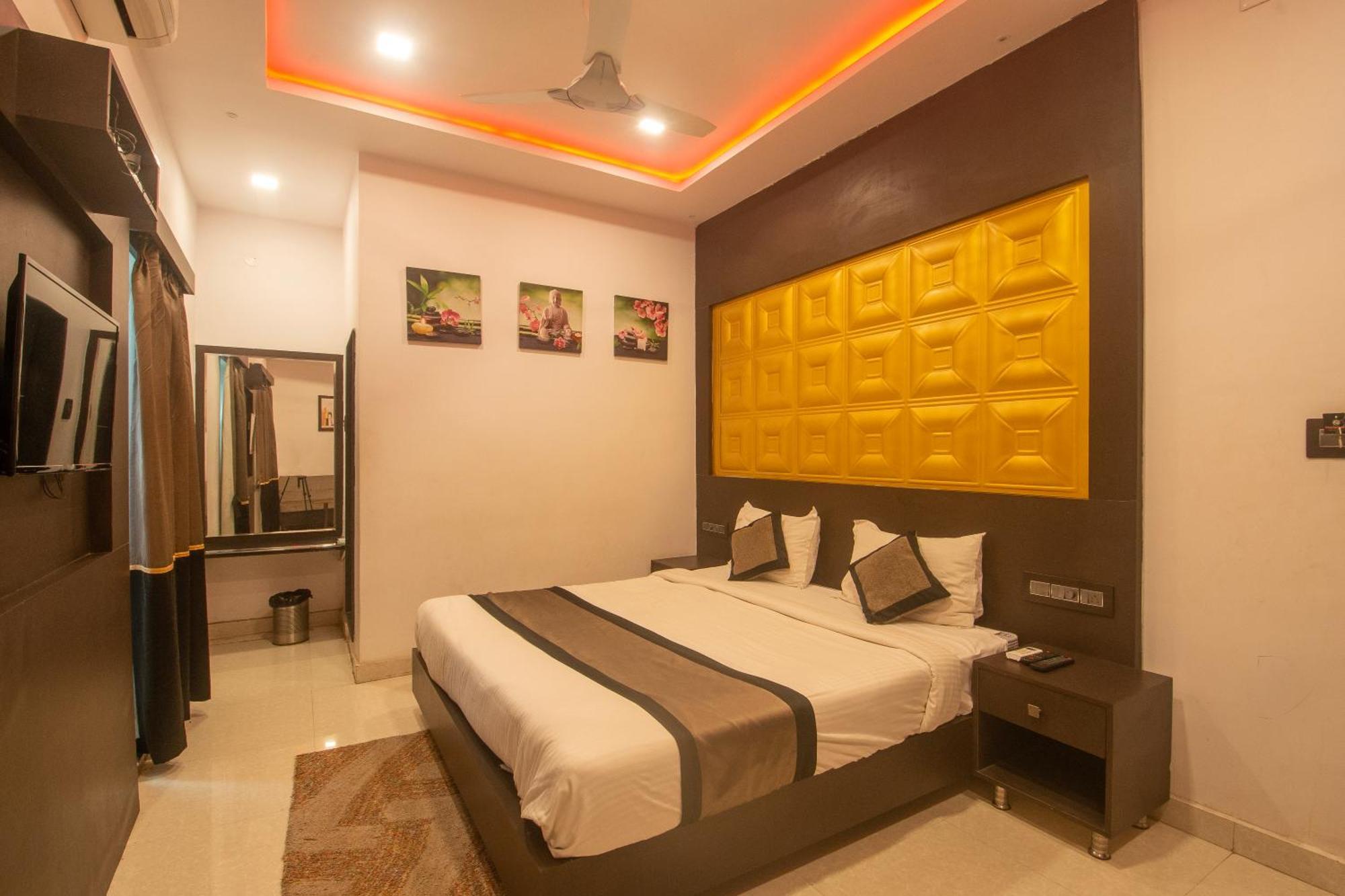 Parampara Residency Kushālnagar Esterno foto