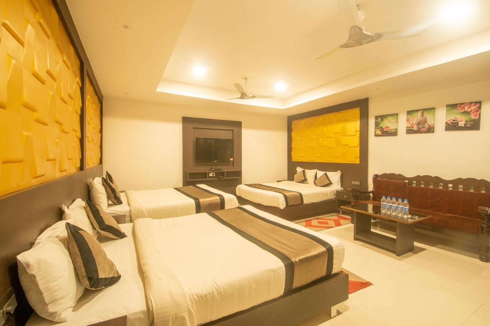 Parampara Residency Kushālnagar Esterno foto
